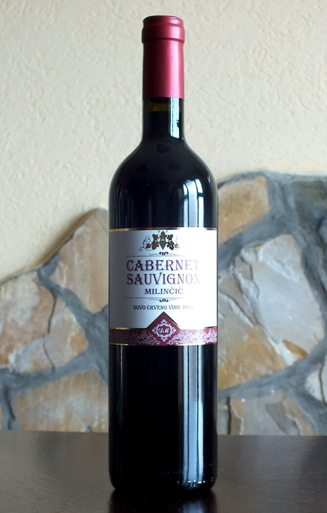 crveno-vino-cabernet-sauvignon-vinska-kuca-milincic crveno-vino-cabernet-sauvignon-vinska-kuca-milincic