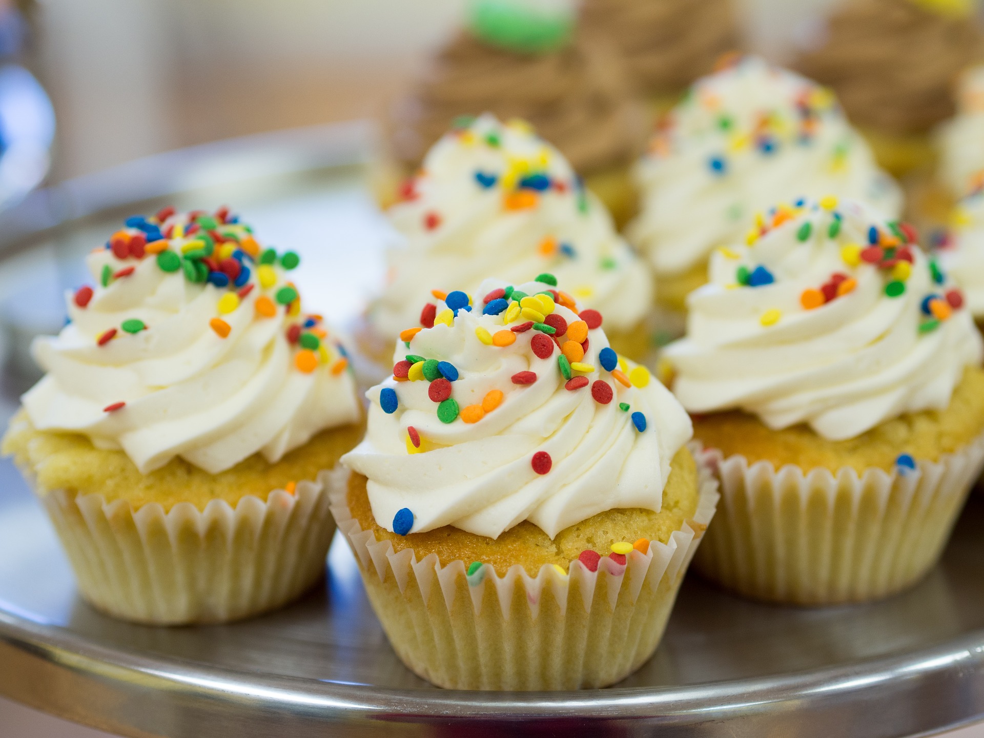 kapkejk-od-limuna-cupcakes-g6c4a9480d_1920
