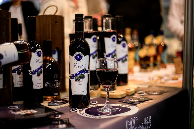 kupinovo-vino-royal