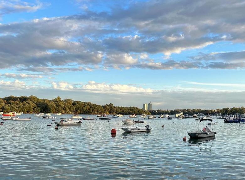 pogled-na-dunav-restoran-malevilla