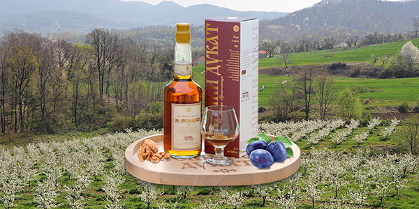 rakija-od-sljive-12-godina-stara-jelicki-dukat rakija-od-sljive-12-godina-stara-jelicki-dukat