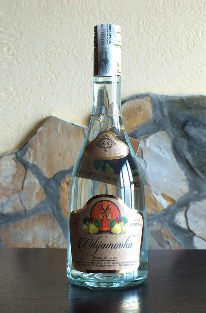 rakija-vIljamovka-vinska-kuca-milincic rakija-vIljamovka-vinska-kuca-milincic